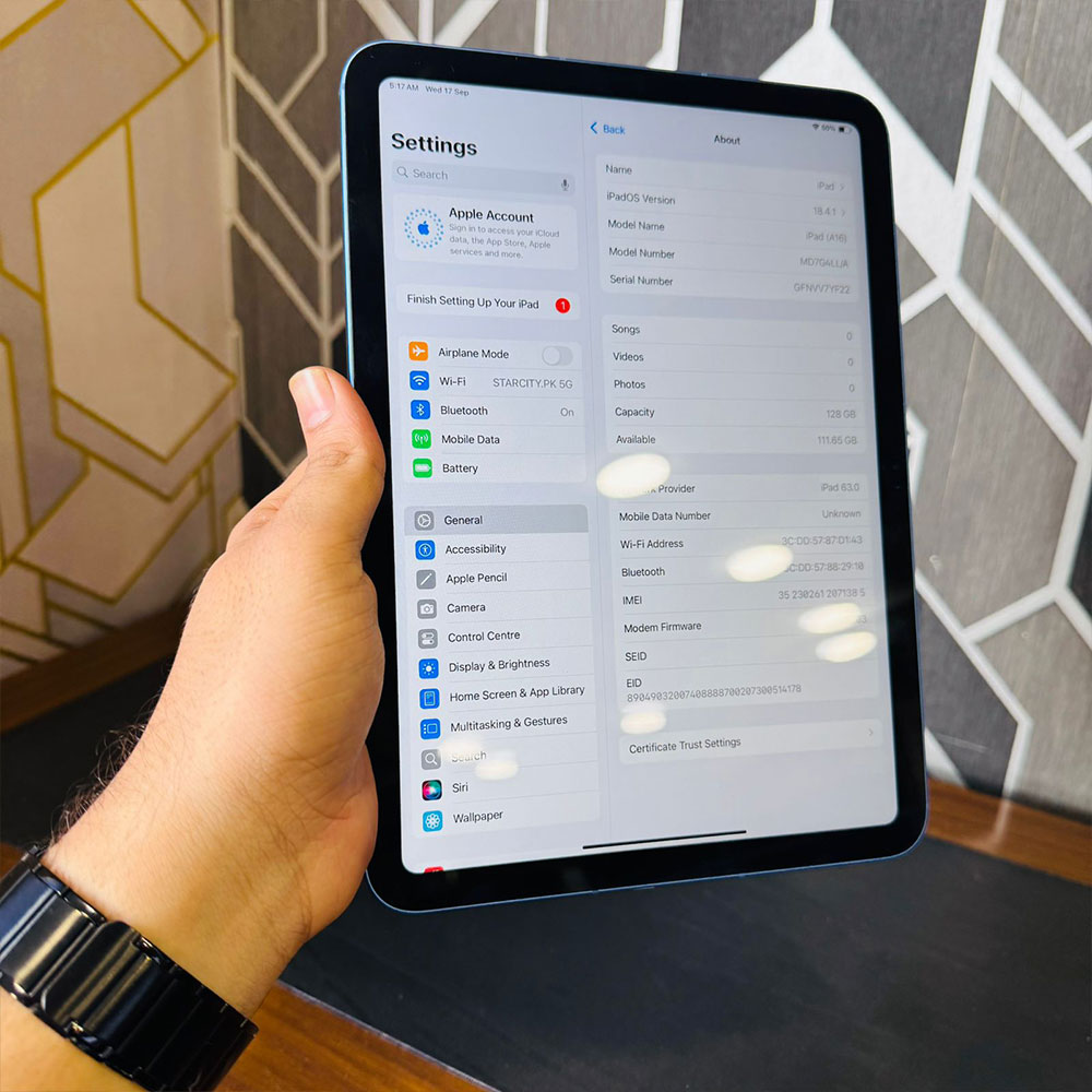 Apple iPad 2025 (11th Gen) | 128GB ROM | 6GB RAM | 11″ Screen | iPadOS 26 | Apple A16 Bionic | Apple GPU (4-core graphics) | Tablet PC - Image 3