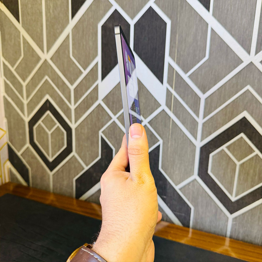 Apple iPad Pro 3rd Gen (2021) | 128GB ROM | 8GB RAM | 11″ Screen | iPadOS 14.5.1 | WiFi | Apple M1 | Octa-core | 3.2 GHz Processor | 7538 mAh Battery | Tablet PC - Image 9