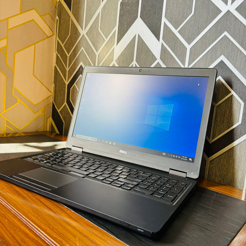 Dell Latitude E5570 Laptop | 256GB SSD | 8GB RAM | Core i5 7th Generation | Intel Quad Core i5-7300U | Numpad Backlit Keyboard | 15.6″ FHD IPS Display | Laptop - Image 5