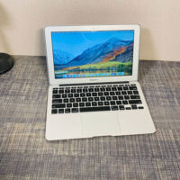 Macbook-Air-11-inch-2015-4