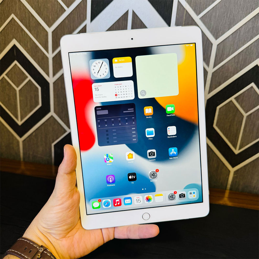 Apple iPad 7th Gen (2019) | 32GB ROM | 3GB RAM | 10.2″ Screen | iOS 13 | Apple A10 Fusion | Quad-core | 2.34 GHz Processor | 8827 mAh Battery | Tablet PC - Image 2