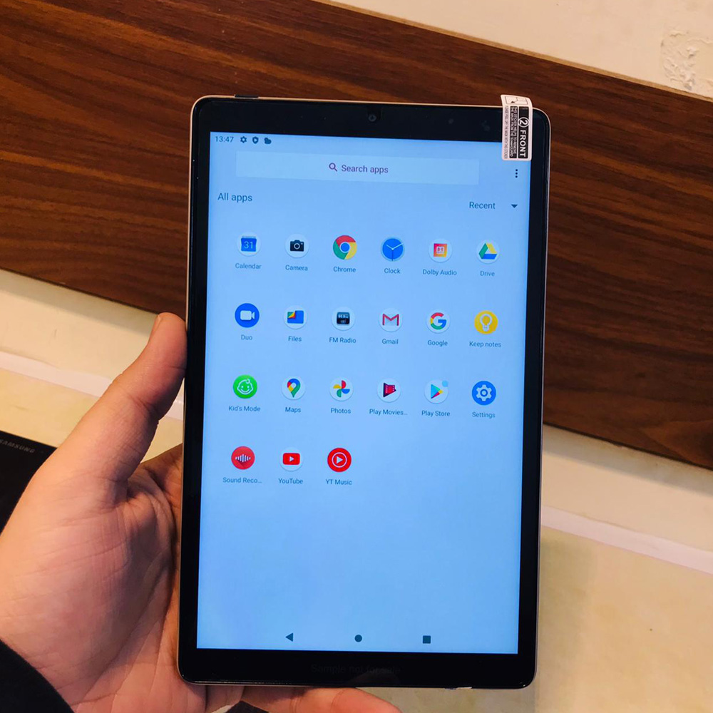 Lenovo Docomo D-42A | 64GB Storage | 4GB RAM | Snapdragon 665 | 8.0″ Display | Wi-Fi | 5000 mAh Battery | 8MP Camera | Tablet PC - Image 3