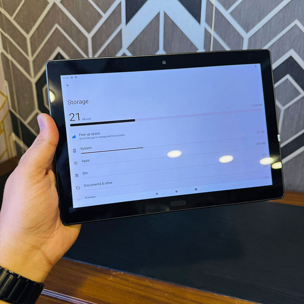 Lenovo Docomo D-41A | 64GB Storage | 4GB RAM | Qualcomm Snapdragon 662 | 10.1″ Display | Wi-Fi | 6500 mAh Battery | 8MP Camera | Tablet PC - Image 9