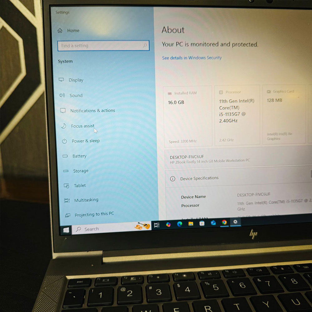 HP ZBook Firefly 14 G8 Laptop | 256GB M2 SSD | 16GB RAM | Core i5-1135G7 | 11th Gen | 14″ FHD IPS LED 4K Display | Backlit Keyboard | Laptop - Image 8