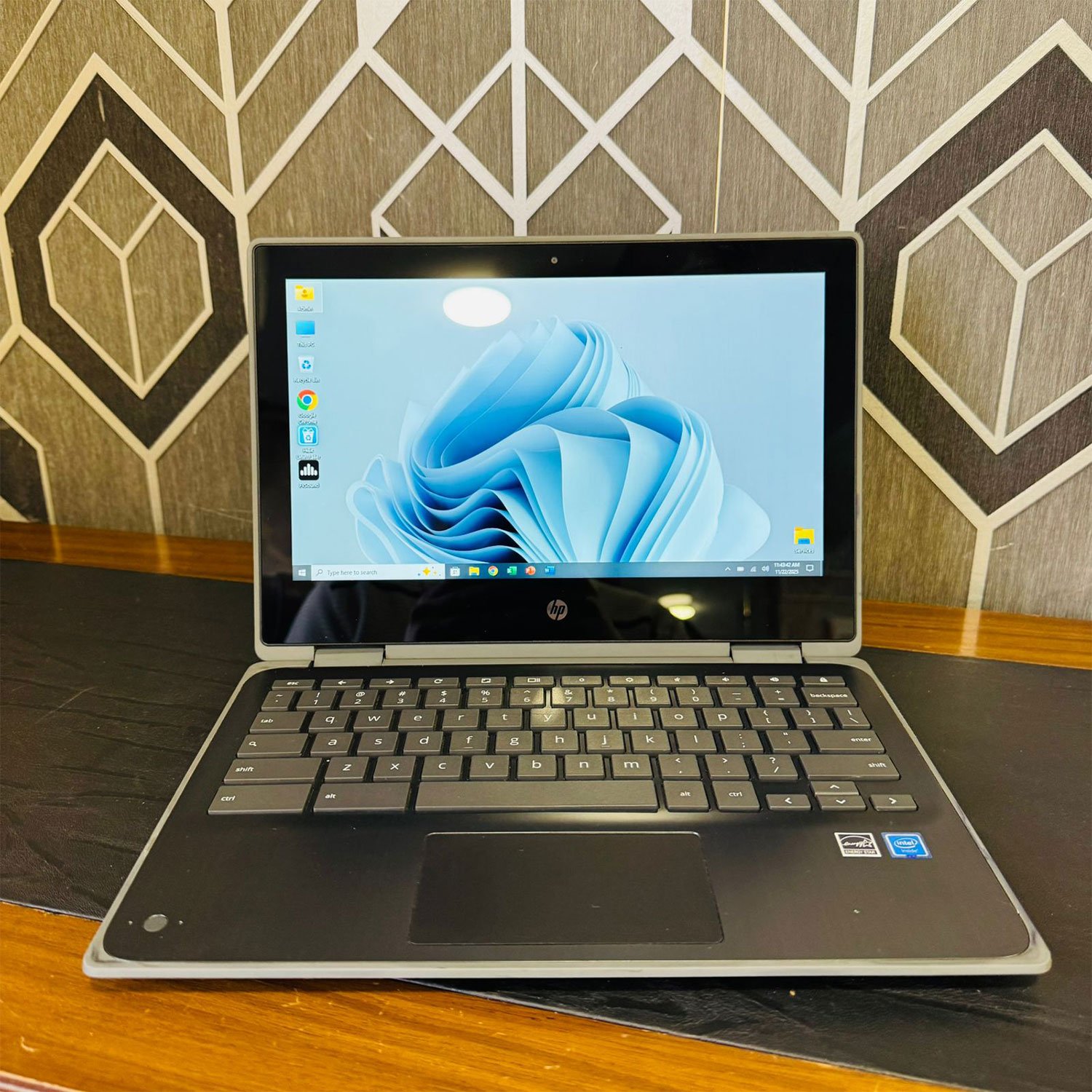 HP Chromebook 11 G3 x360 | 4GB RAM | 32GB Storage | 11.6″ Touchscreen | Windows 10 - Image 3