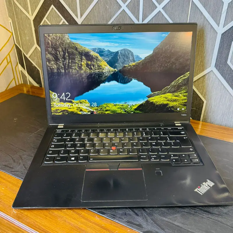 Lenovo Thinkpad T480s | 512GB SSD | 16GB RAM | Core i7 | 8th Generation | Intel UHD Graphics 620 | Touchscreen | 14″ FHD Display | Laptop - Image 2