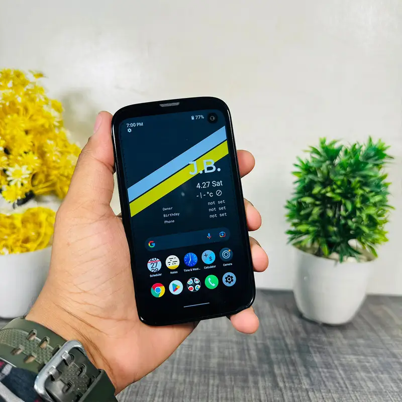 BALMUDA Phone 5G A101BM | 128GB Storage | 6GB RAM | Qualcomm Snapdragon 765 | Single SIM | Official PTA Approved | Mobile Phone - Image 2