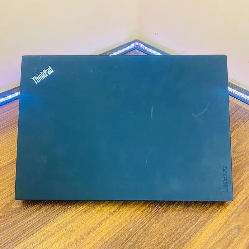 Lenovo ThinkPad T480 Laptop | 256GB SSD | 8GB RAM | Core i7 8th Generation | Backlit Keyboard | 14″ FHD Display | Laptop - Image 4
