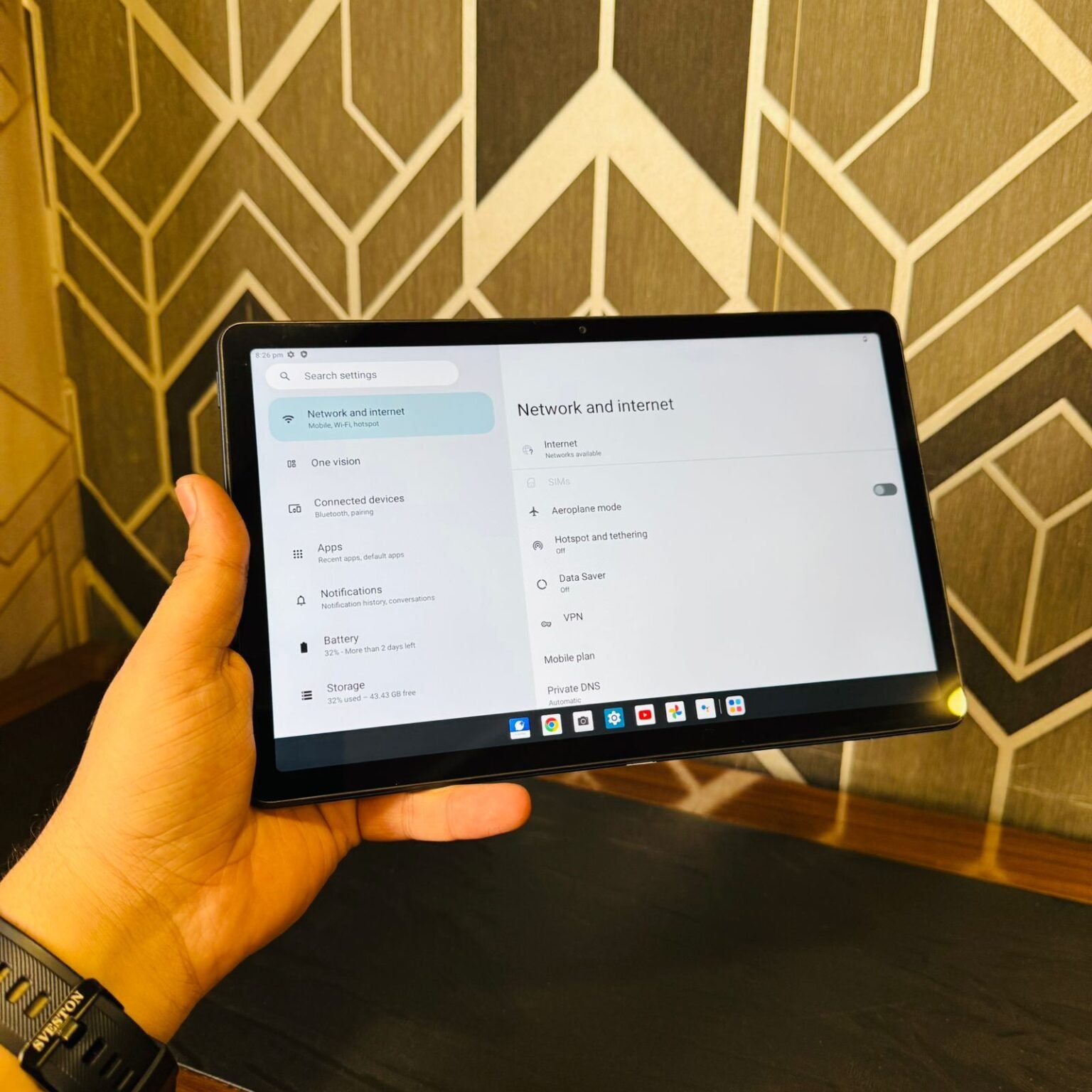 Lenovo | Tab M10 5G | 64GB ROM | 4GB RAM | 10.61″ 2K Display | Snapdragon 695 | Android 13 | 7700mAh Battery | 5G | Tablet PC - Image 4