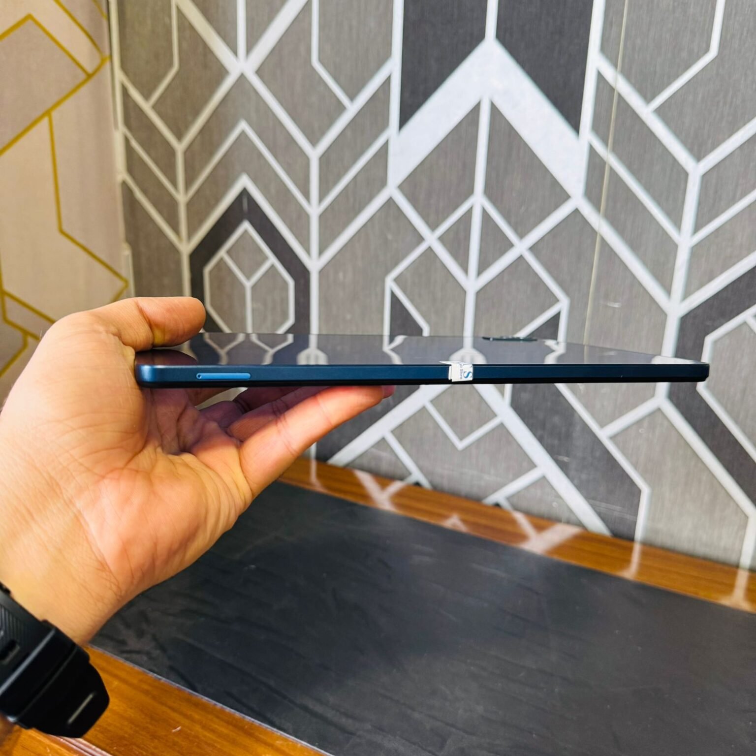 Lenovo | Tab M10 5G | 64GB ROM | 4GB RAM | 10.61″ 2K Display | Snapdragon 695 | Android 13 | 7700mAh Battery | 5G | Tablet PC - Image 12