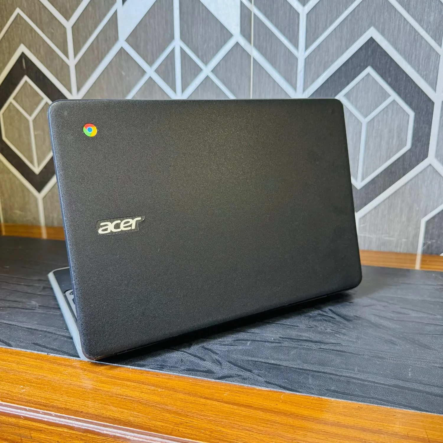 Acer Chromebook 311 C722 | Chromebook | 32GB eMMC | 4GB RAM | MediaTek Kompanio 500 MT8183 | 2030 Updatable | Play Store Supported | 11.6″ HD Display | ChromeBook - Image 4