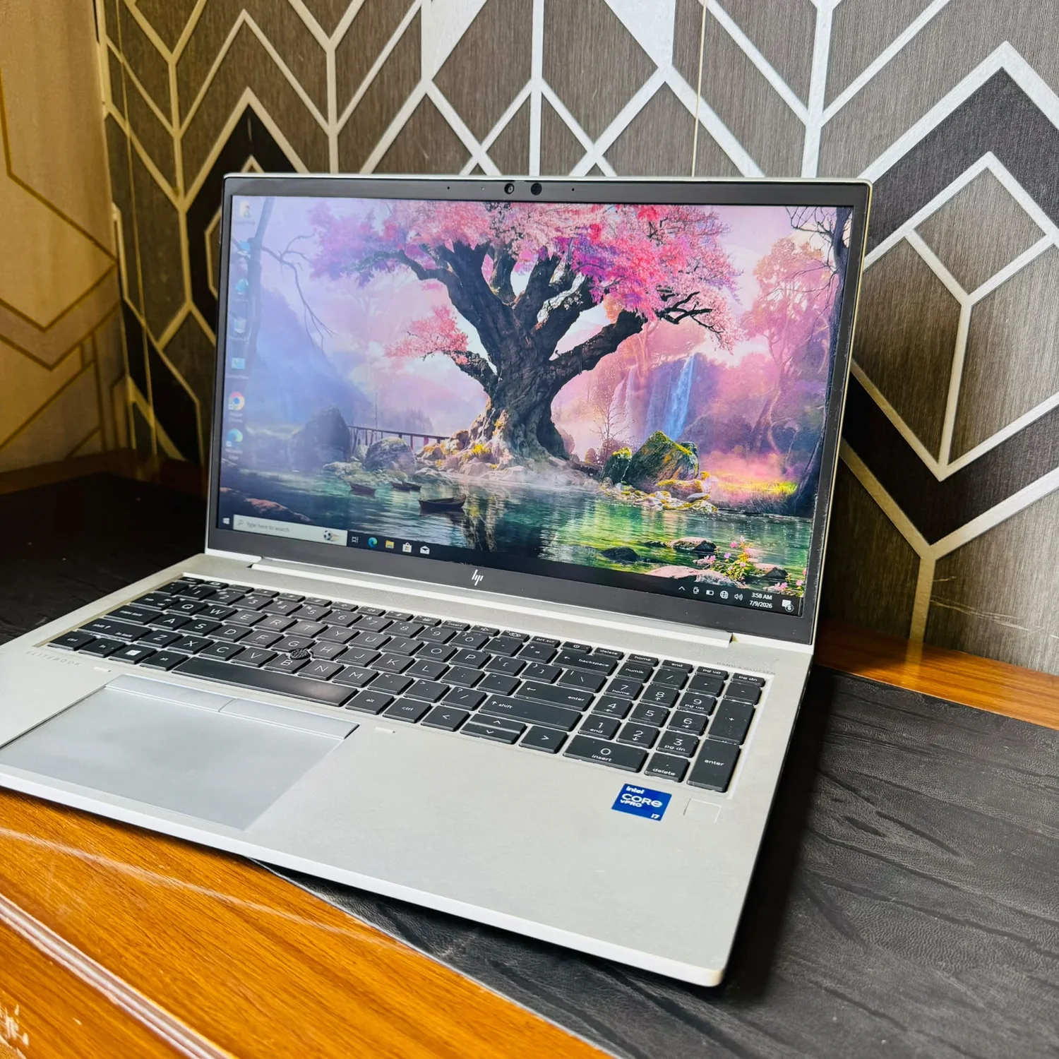 HP | EliteBook 850 G8 Laptop | 256GB SSD | 8GB RAM | Core i7-1185G7 | 11th Gen | 15.6″ FHD Display | Backlit Keyboard | Touchscreen | Laptop - Image 3