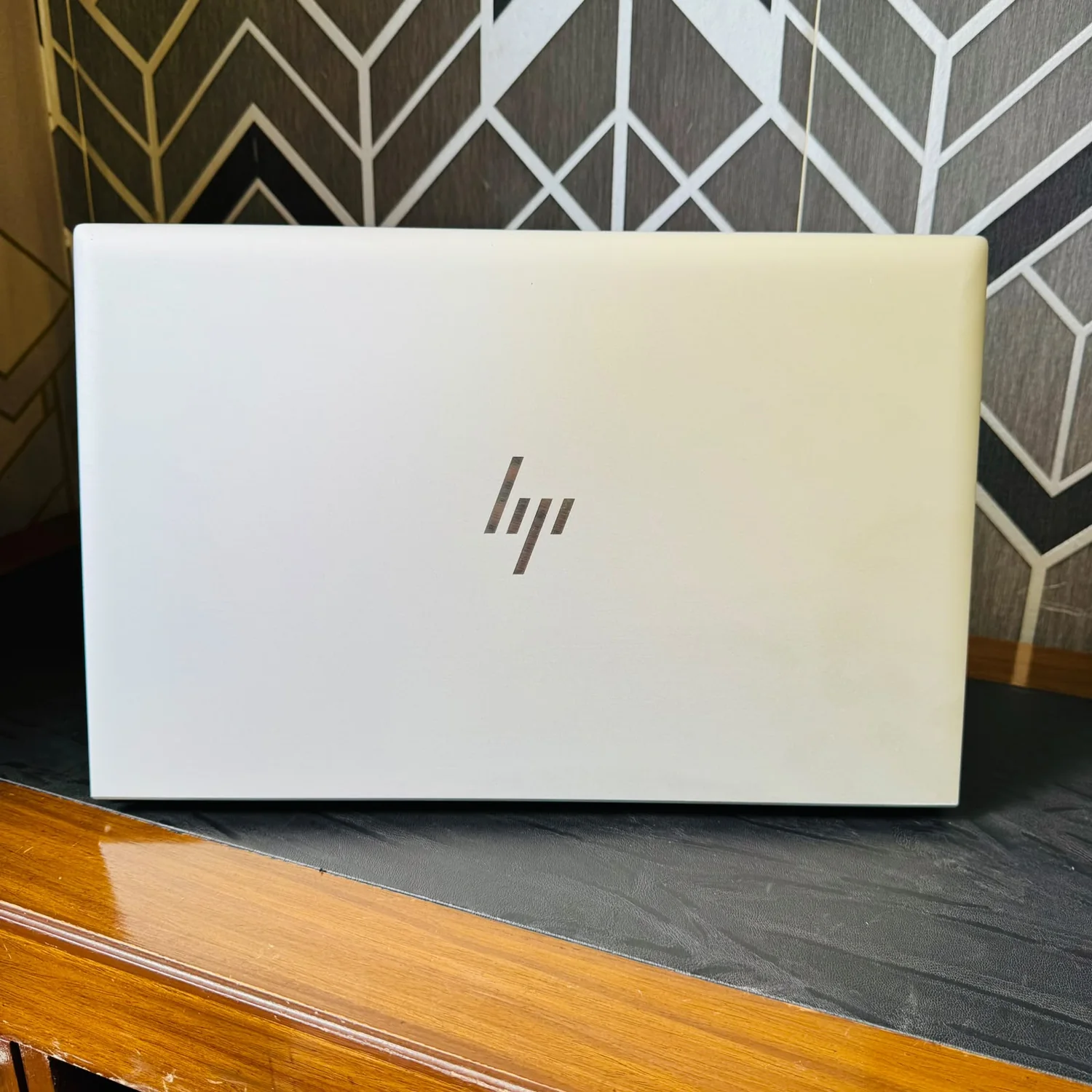 HP | EliteBook 850 G8 Laptop | 256GB SSD | 8GB RAM | Core i7-1185G7 | 11th Gen | 15.6″ FHD Display | Backlit Keyboard | Touchscreen | Laptop - Image 4