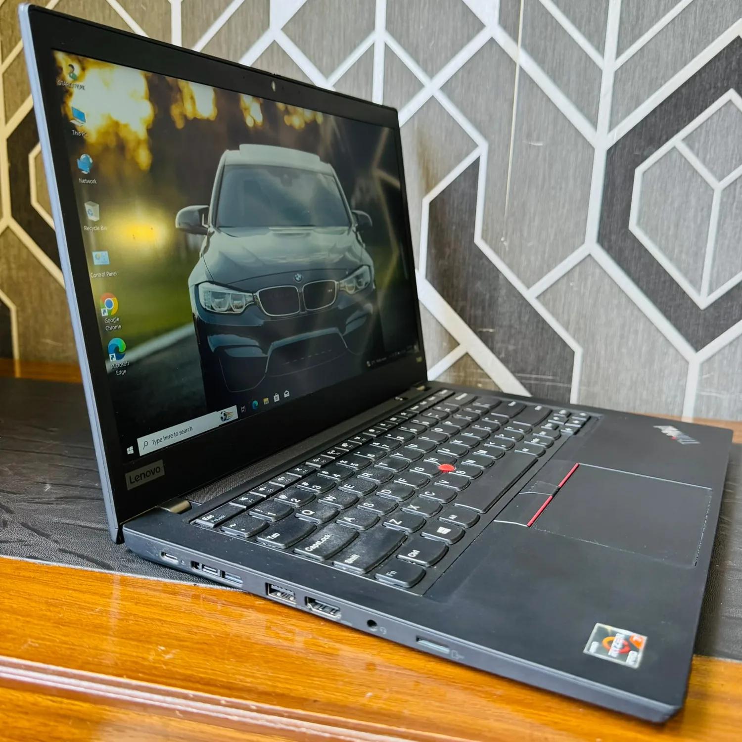 Lenovo ThinkPad T495 | 256GB SSD | 16GB RAM | AMD Ryzen 7 PRO 3700U | 14″ Display | Radeon Vega Graphics | Laptop - Image 4