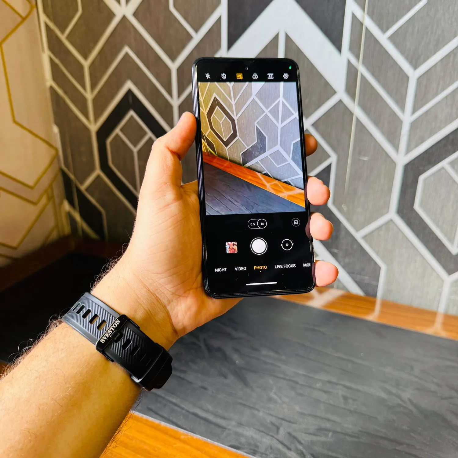 TCL REVVL 7 Pro 5G | 256GB Storage | 8GB RAM | 6.78″ AMOLED Display | Snapdragon 6 Gen 1 | 5000mAh Battery | SIM Lock | Non PTA Approved | Mobile Phone - Image 9
