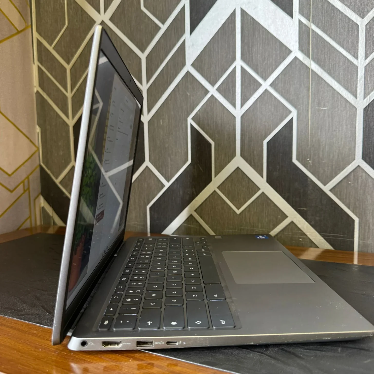 Dell Latitude 5430 | Chromebook | 256GB SSD | 16GB RAM | Core i5-1245U 12th Gen | Play Store | Fingerprint Reader | 2032 Updatable | 14″ Display - Image 4