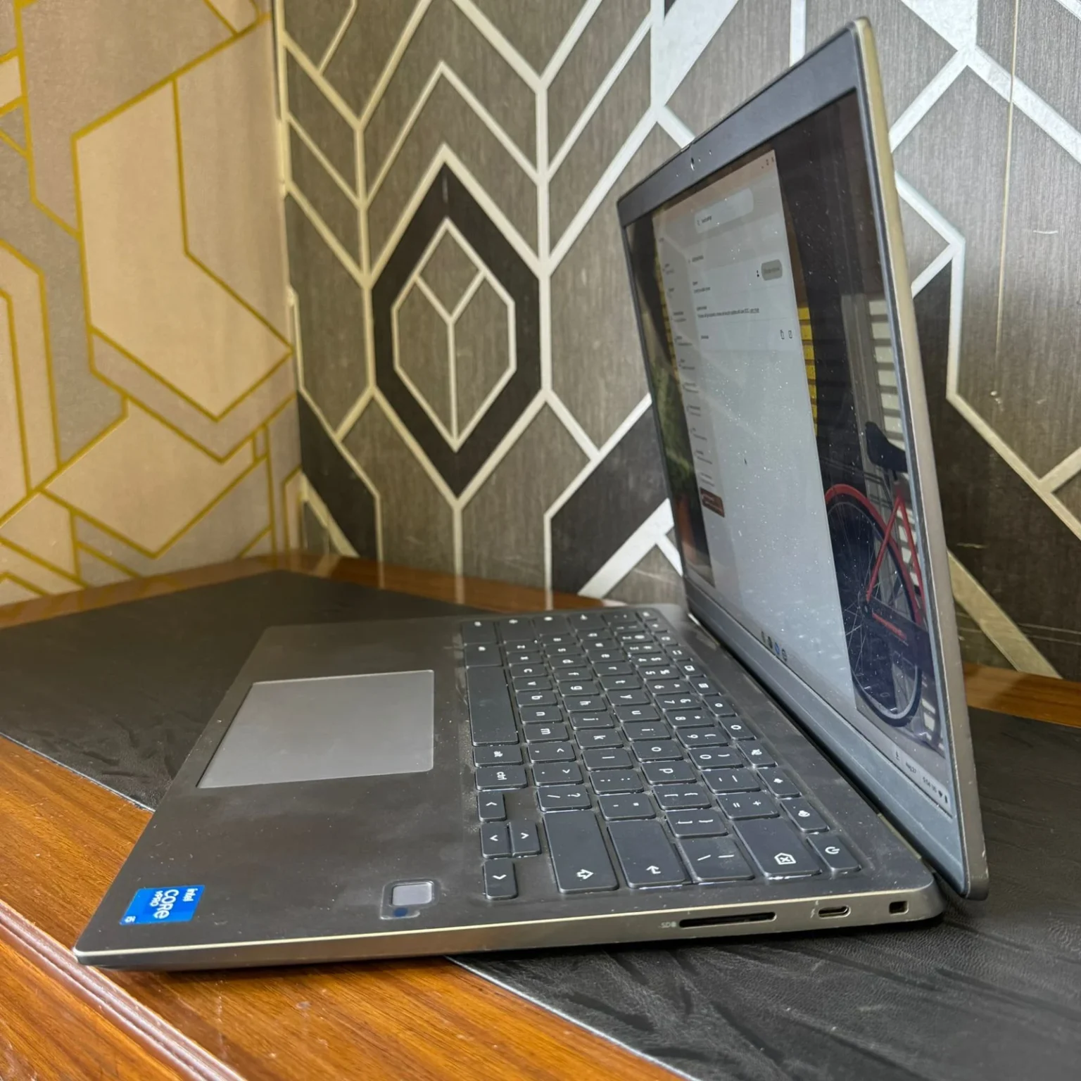 Dell Latitude 5430 | Chromebook | 256GB SSD | 16GB RAM | Core i5-1245U 12th Gen | Play Store | Fingerprint Reader | 2032 Updatable | 14″ Display - Image 5