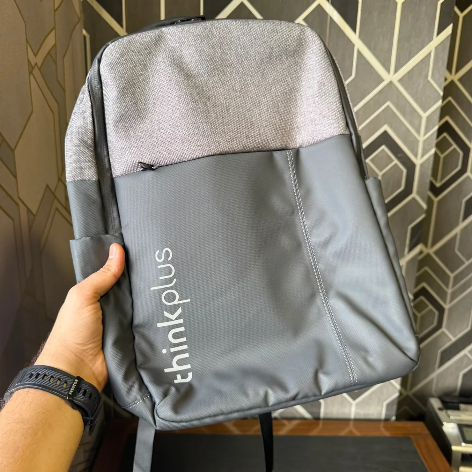 Lenovo Bag Thinkplus | B200 | 15.6-inch Laptop Backpack | Polyester + PU | Grey | 100% Original | Laptop Bags - Image 5