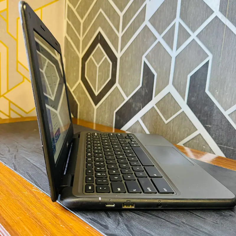 Dell Chromebook 3100 | 1.1 GHz Intel Celeron N4000 Dual-Core | 4GB Ram | 32GB Storage | Chrome OS | 2029 Updateable | 11.6″ Display | Chromebook - Image 4