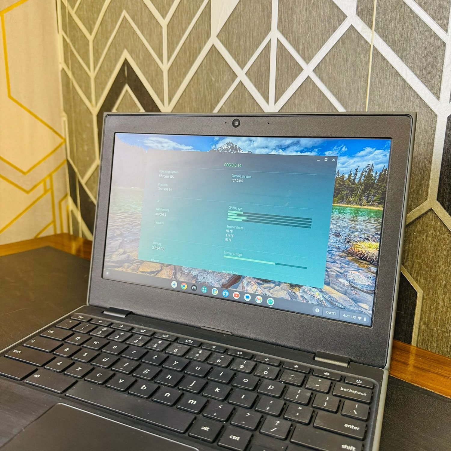 Lenovo | Chromebook 100E 2nd Gen | 4GB RAM | 32GB Storage | MediaTek Processor | 11.6″ Display | 2027 Updatable | Playstore Supported | Chromebook - Image 5