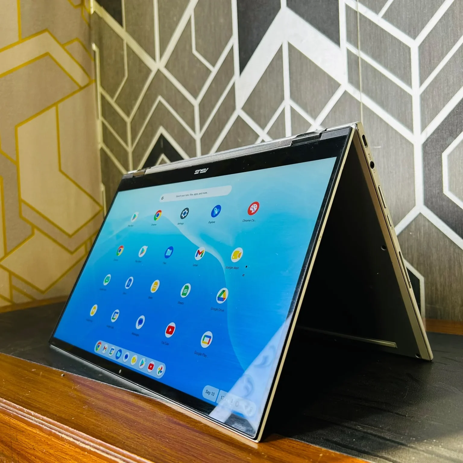 ASUS | C436F | Core i3-10110U 10th Gen | 8GB RAM | 128GB SSD | 14-inch FHD Touchscreen | 360 Rotate | Play Store | 2030 Updates | Chromebook - Image 5