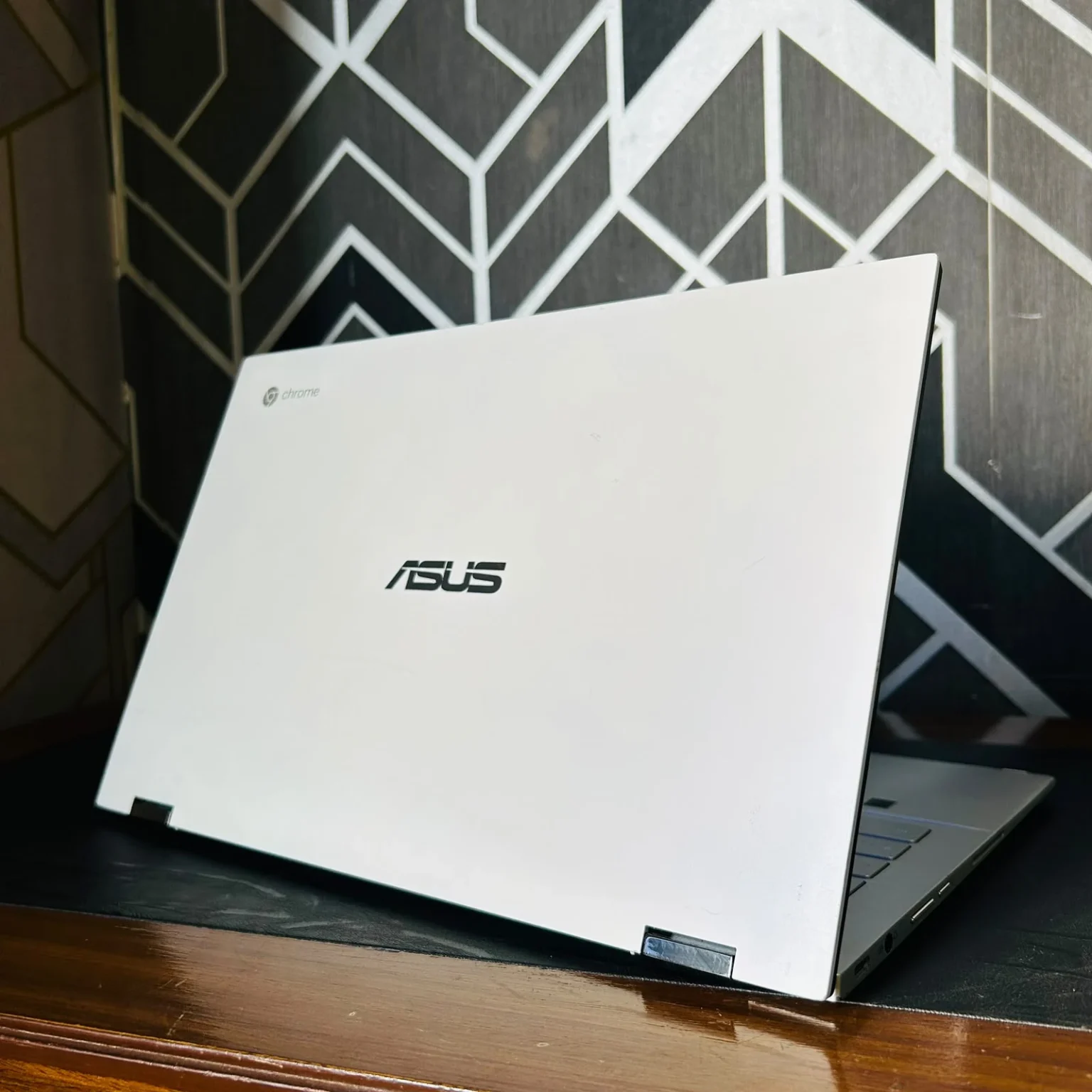 ASUS | C436F | Core i3-10110U 10th Gen | 8GB RAM | 128GB SSD | 14-inch FHD Touchscreen | 360 Rotate | Play Store | 2030 Updates | Chromebook - Image 6