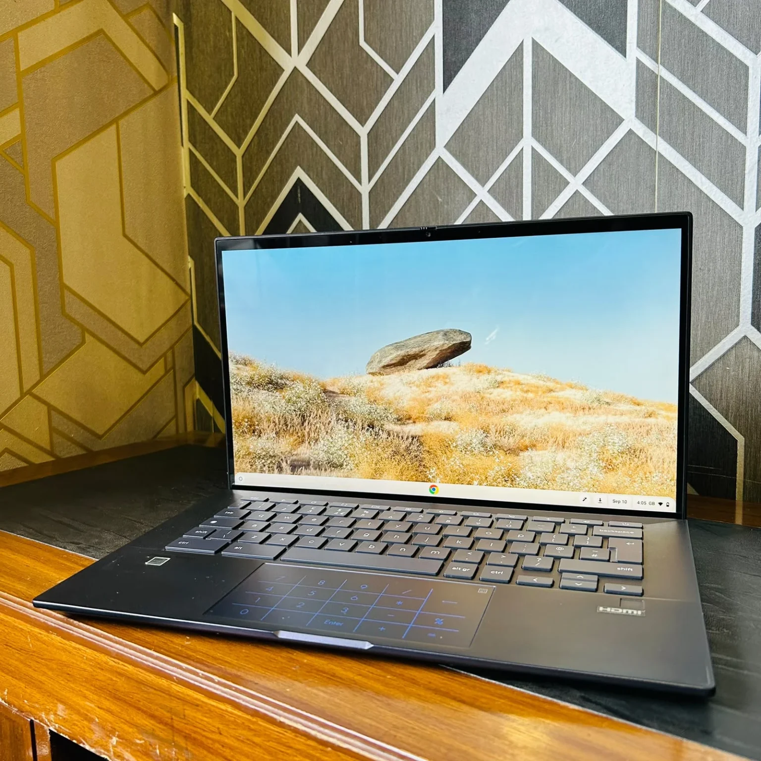 ASUS | CB9400CE | Core i5-1135G7 11th Gen | 16GB RAM | 256GB NVMe SSD | 14-inch FHD Touchscreen | 2031 Updates | Chromebook - Image 3